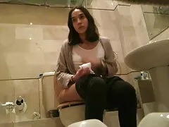 Първи извън баня