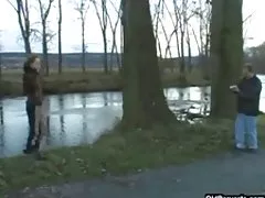 Зейнали еакулация блондинка получаване assfucked