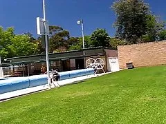 Сладък училище teen разпенващ си bf товари