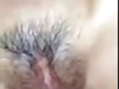 Азиатски свирка handjob оргазъм