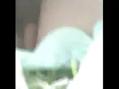 Ashlee камари мастурбира в салона