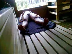 Красива японска облечен черно бельо