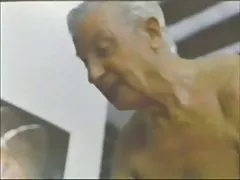 Горещи азиатски тийнейджър свирка