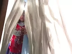 Романтика със зрели секретар в чорапи в офиса