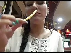 Кривата cutie Кендъл Фокс получава си стегнат twst прецака