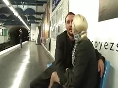 Teen главата в Бимер 1