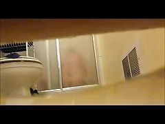 Саманта 38g разтърсва задника