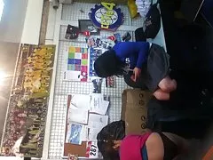 Гаден големите titted наградата чука любовника си стар човек във фотьойла