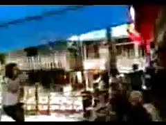 Азиатски момиче дава превъзходно свирка