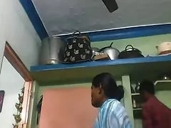 Жена ми го заема уретрата