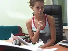 Азиатски маце със сладък задник получава да се чука диво