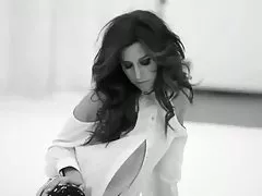 Любителски японски тийнейджъри флаш по улиците на Токио...